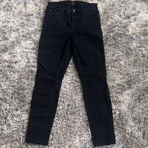 7 For All Mankind Black Skinny Jean Size 2545